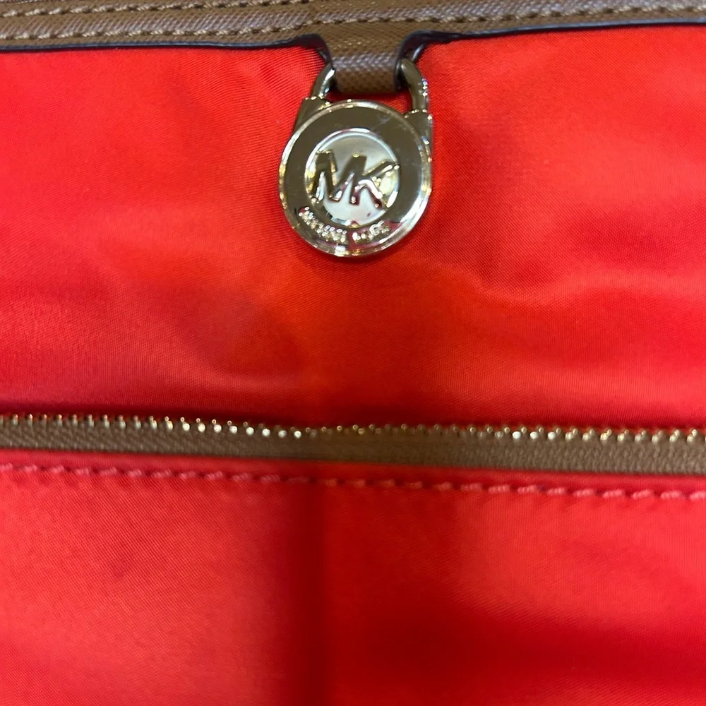 Michael Kors Kempton Crossbody Women’s Bag Coral Reef